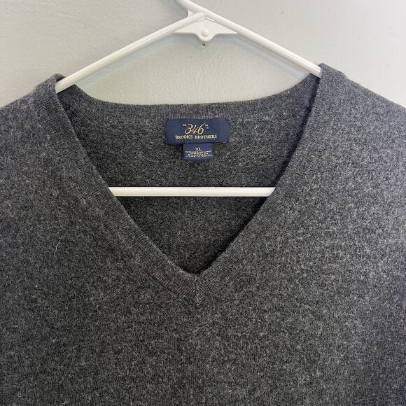 Brooks Brothers 346 Mens Merino Wool V Neck Sweater Gray Sz XL Office Preppy - Picture 6 of 11